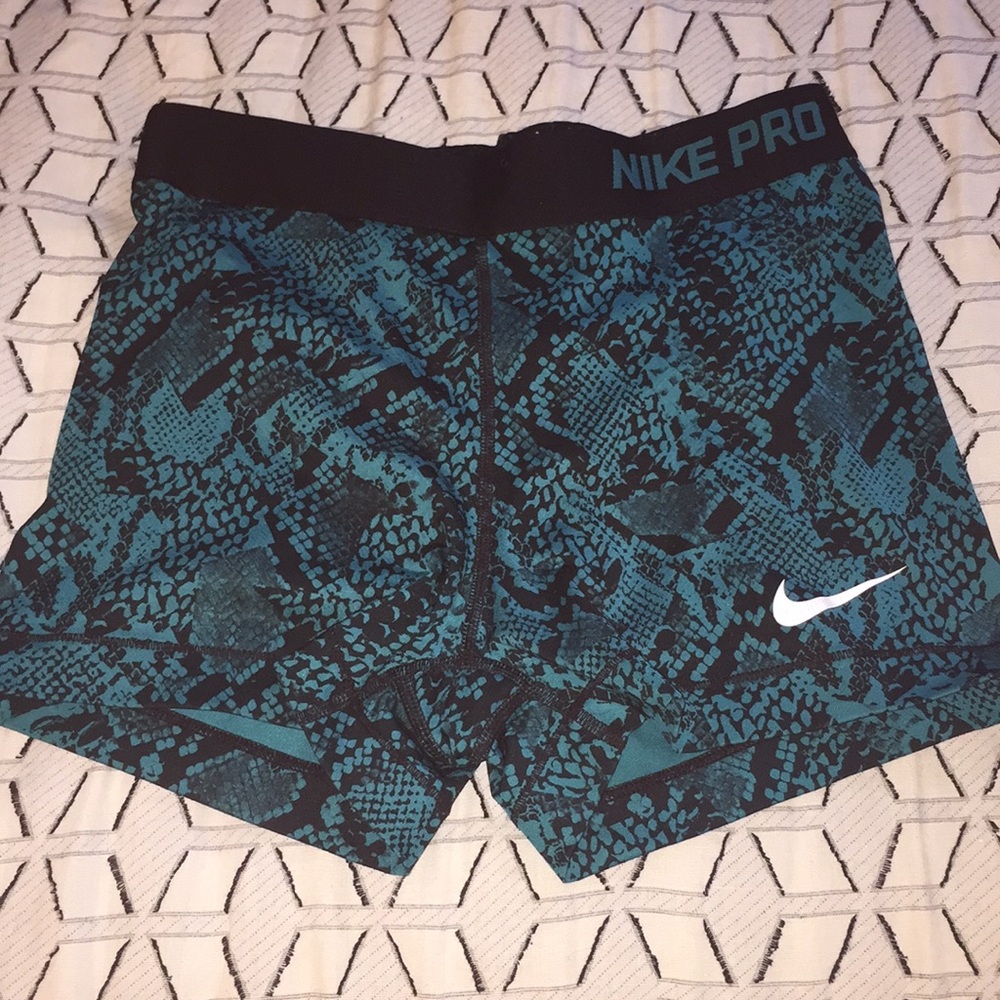 Nike short spandex
